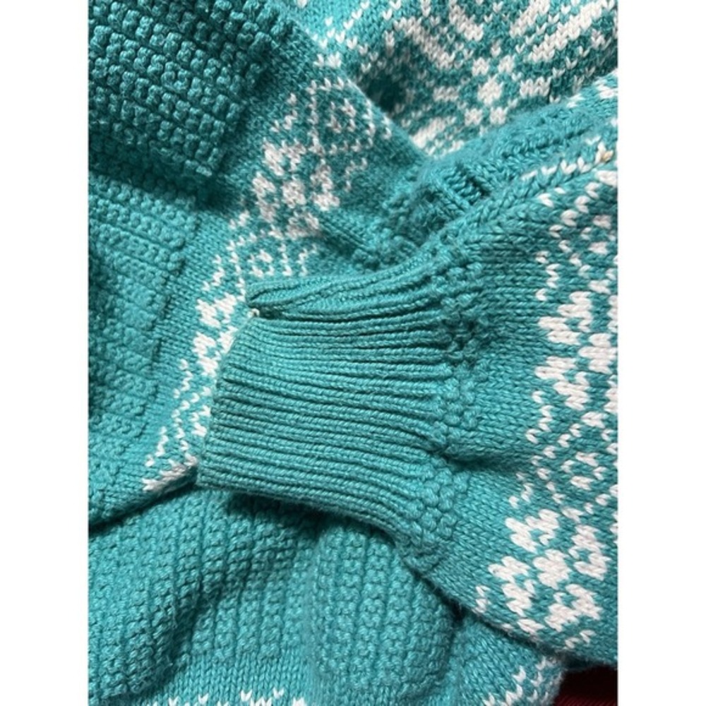 Vintage Saks Fifth Av Teal Sweater Made In Italy XL White Snowflake Pattern - Picture 13 of 15
